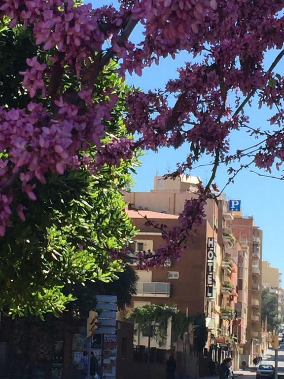 Hotel Cosmos Tarragona Exterior photo